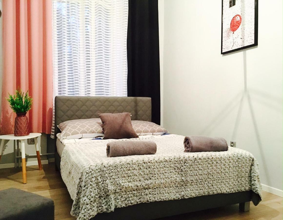 Clicktheflat Wspolna Central Apart Rooms وارسو المظهر الخارجي الصورة