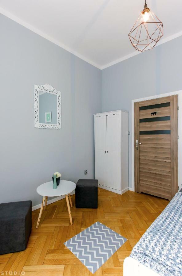 Clicktheflat Wspolna Central Apart Rooms وارسو المظهر الخارجي الصورة